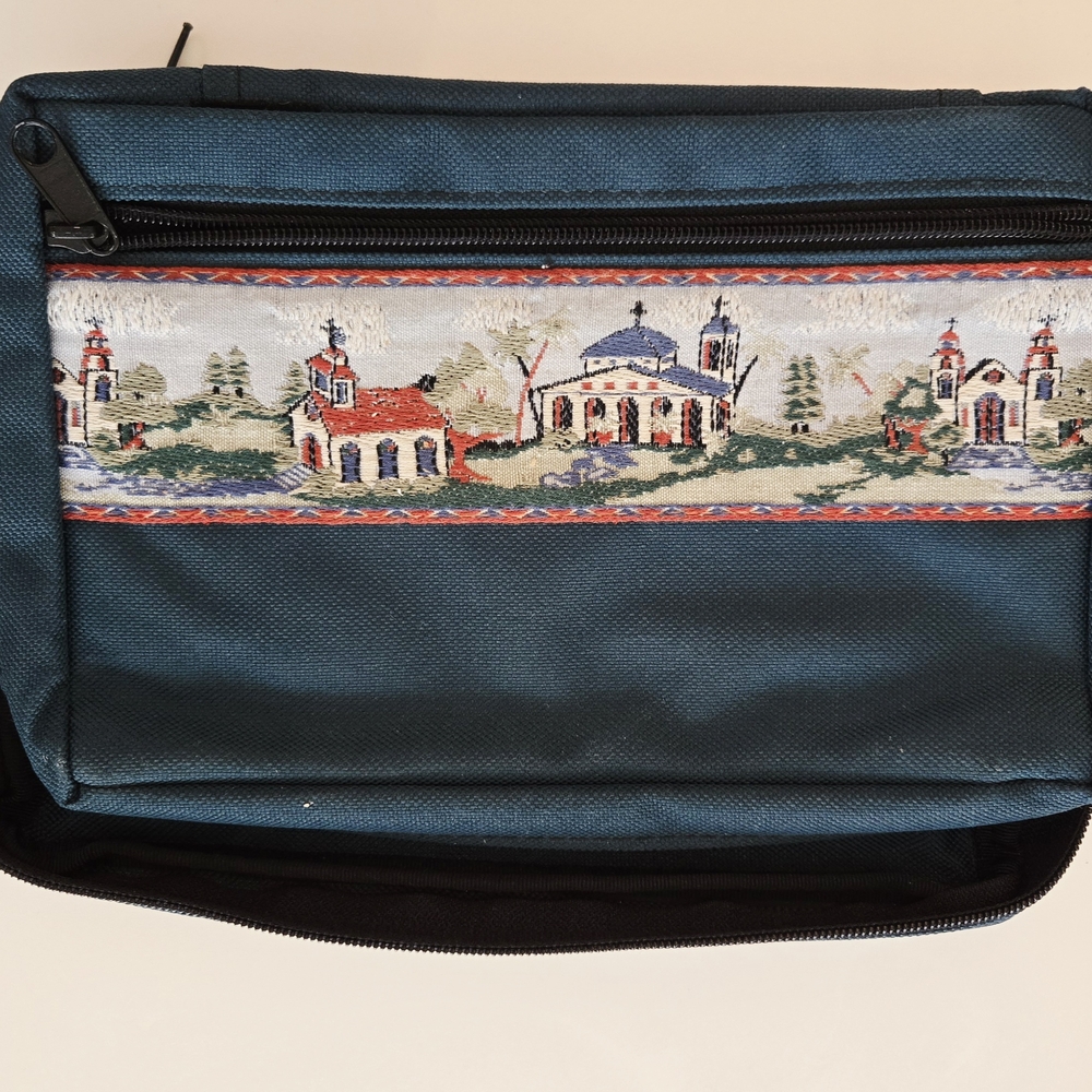 Gregg Tapestry Bible Cover